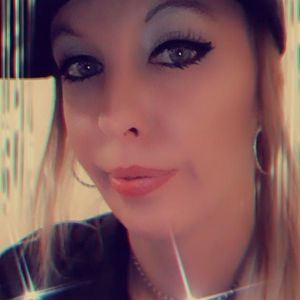 Meet your Posher, Krystal